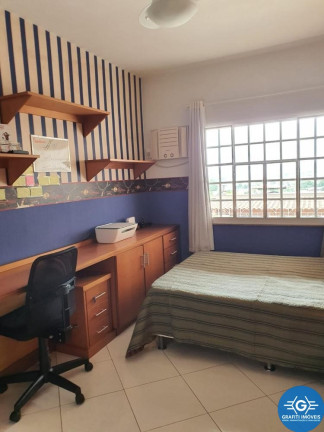Imagem Imóvel com 3 Quartos à Venda, 194 m² em Campo Grande - Rio De Janeiro Imagem Imóvel com 3 Quartos à Venda, 194 m² em Campo Grande - Rio De Janeiro