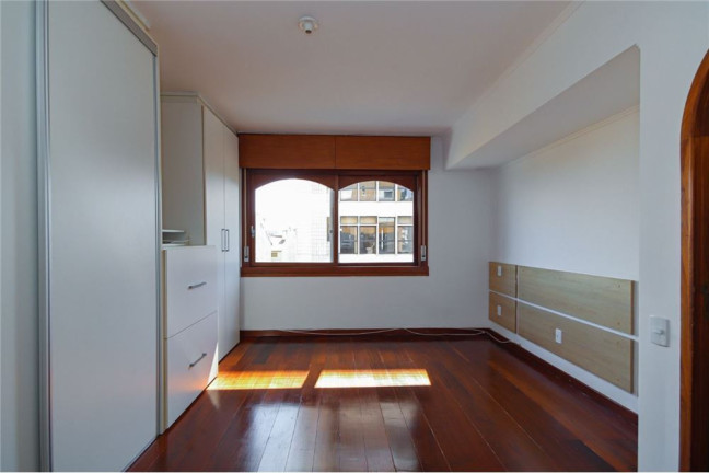 Imagem Apartamento com 3 Quartos à Venda, 155 m² em Santa Tereza - Porto Alegre Imagem Apartamento com 3 Quartos à Venda, 155 m² em Santa Tereza - Porto Alegre
