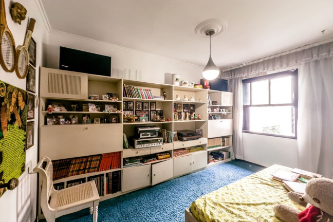 Imagem Casa com 3 Quartos à Venda, 285 m² em Bela Vista - Porto Alegre Imagem Casa com 3 Quartos à Venda, 285 m² em Bela Vista - Porto Alegre