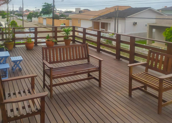 Imagem Casa com 6 Quartos à Venda, 307 m² em Zona Sul - Balneário Rincão Imagem Casa com 6 Quartos à Venda, 307 m² em Zona Sul - Balneário Rincão