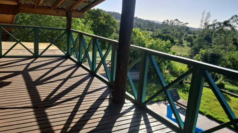 Imagem Imóvel com 6 Quartos à Venda, 151 m² em Central - Glorinha