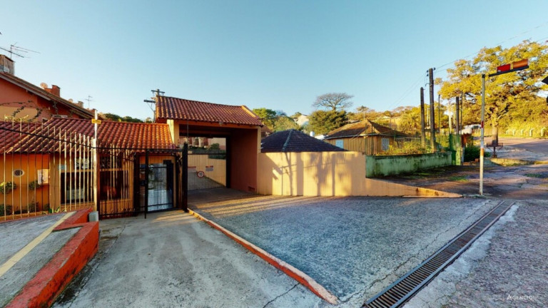 Imagem Imóvel com 3 Quartos à Venda, em Cavalhada - Porto Alegre Imagem Imóvel com 3 Quartos à Venda, em Cavalhada - Porto Alegre