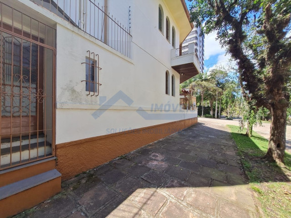 Imagem Sobrado com 3 Quartos para Alugar, em Petrópolis - Porto Alegre Imagem Sobrado com 3 Quartos para Alugar, em Petrópolis - Porto Alegre