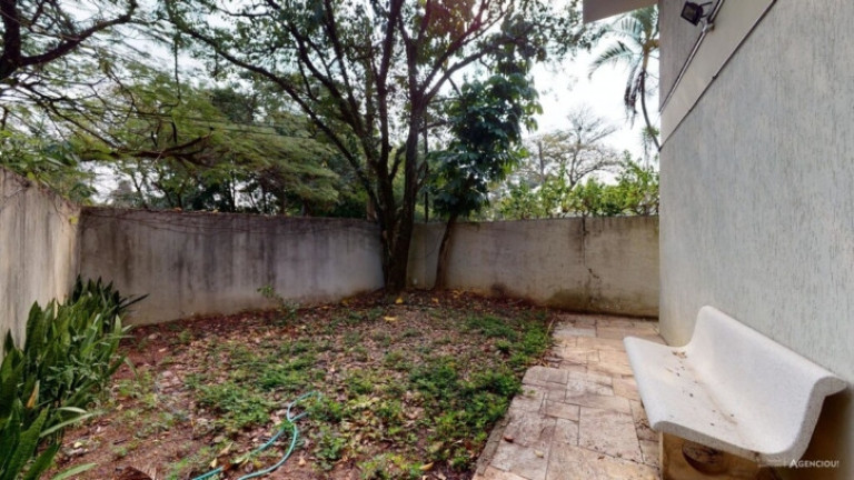 Imagem Casa com 7 Quartos à Venda, em Vila Madalena - São Paulo Imagem Casa com 7 Quartos à Venda, em Vila Madalena - São Paulo
