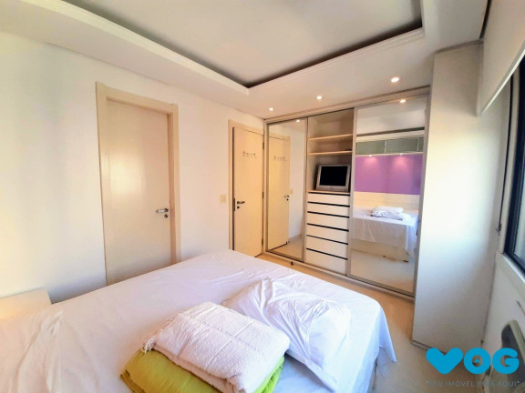 Imagem Imóvel com 3 Quartos à Venda, 82 m² em Passo Da Areia - Porto Alegre