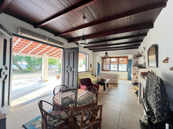Imagem Casa com 8 Quartos à Venda, em Balneario São Pedro - São Pedro Da Aldeia Imagem Casa com 8 Quartos à Venda, em Balneario São Pedro - São Pedro Da Aldeia