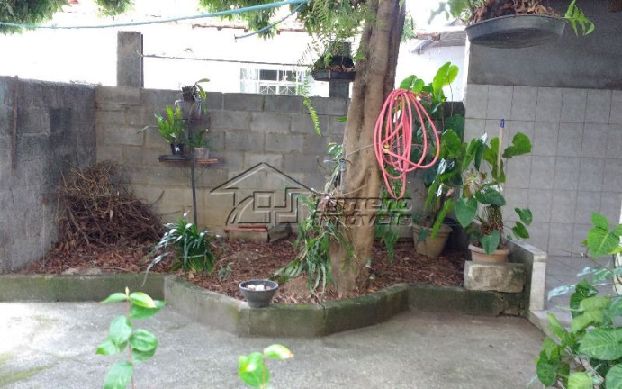Imagem Casa com 2 Quartos à Venda, 46 m² em 31 De Março - São José Dos Campos Imagem Casa com 2 Quartos à Venda, 46 m² em 31 De Março - São José Dos Campos
