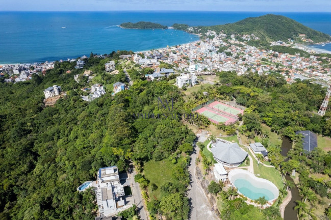 Imagem Casa com 3 Quartos à Venda, 337 m² em Centro - Bombinhas