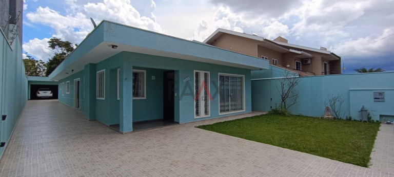 Imagem Casa com 4 Quartos à Venda, 197 m² em Santana - Guarapuava Imagem Casa com 4 Quartos à Venda, 197 m² em Santana - Guarapuava