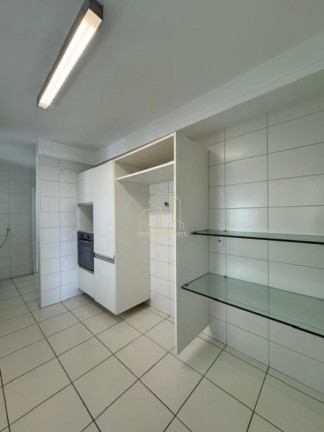 Imagem Imóvel com 3 Quartos à Venda, 195 m² em Alphaville I - Salvador Imagem Imóvel com 3 Quartos à Venda, 195 m² em Alphaville I - Salvador