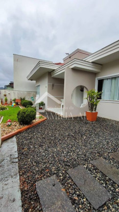 Imagem Casa com 3 Quartos à Venda, 113 m² em Iririú - Joinville