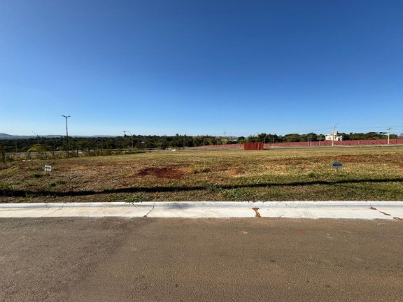 Imagem Terreno à Venda, 301 m² em Solaris Laguna - Senador Canedo Imagem Terreno à Venda, 301 m² em Solaris Laguna - Senador Canedo