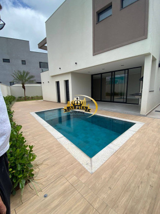 Casa de Condomínio com 4 Quartos à Venda, 242 m² em Suru - Santana De Parnaíba