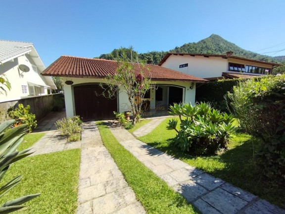 Casa com 4 Quartos à Venda, 235 m² em Carlos Guinle - Teresópolis