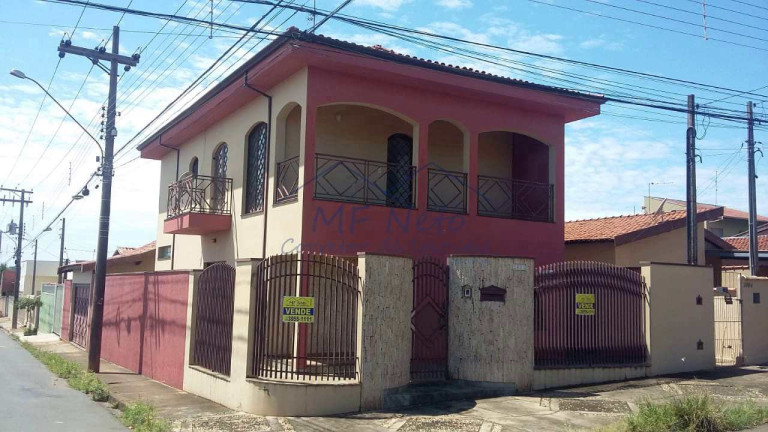 Imagem Casa com 3 Quartos à Venda, 272 m² em Vila Guilhermina - Pirassununga Imagem Casa com 3 Quartos à Venda, 272 m² em Vila Guilhermina - Pirassununga
