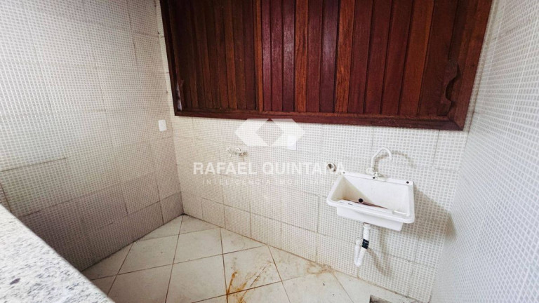 Imagem Casa com 2 Quartos para Alugar, 199 m² em Sambaqui - Florianópolis