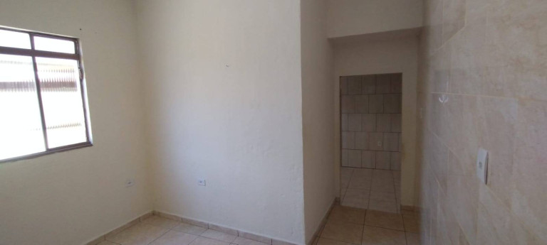 Imagem Casa com 1 Quarto para Alugar,  em Jardim Dona Sinhá - São Paulo