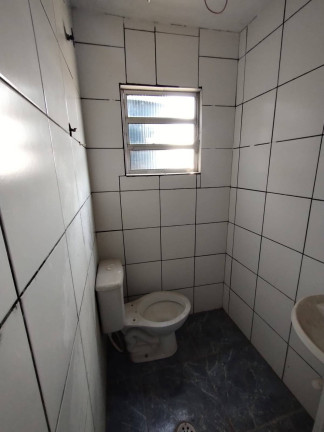 Imagem Casa com 1 Quarto para Alugar,  em Taboão - Diadema