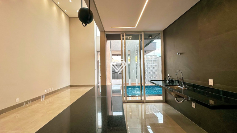 Imagem Casa com 3 Quartos à Venda, 133 m² em Plano Diretor Sul - Palmas Imagem Casa com 3 Quartos à Venda, 133 m² em Plano Diretor Sul - Palmas