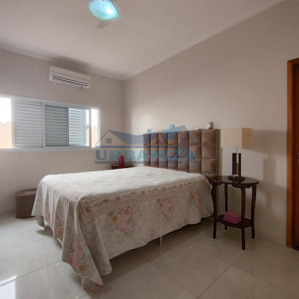 Imagem Casa à Venda, 242 m² em Condomínio Residencial Das Aroeiras - Birigui Imagem Casa à Venda, 242 m² em Condomínio Residencial Das Aroeiras - Birigui