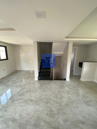 Imagem Casa com 3 Quartos à Venda, 150 m² em Tingui - Curitiba