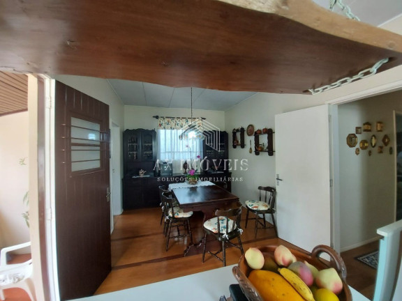 Imagem Casa com 3 Quartos à Venda, 190 m² em São Sebastião - Porto Alegre Imagem Casa com 3 Quartos à Venda, 190 m² em São Sebastião - Porto Alegre