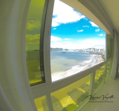 Imagem Apartamento com 3 Quartos à Venda, 214 m² em Centro - Balneário Camboriú Imagem Apartamento com 3 Quartos à Venda, 214 m² em Centro - Balneário Camboriú