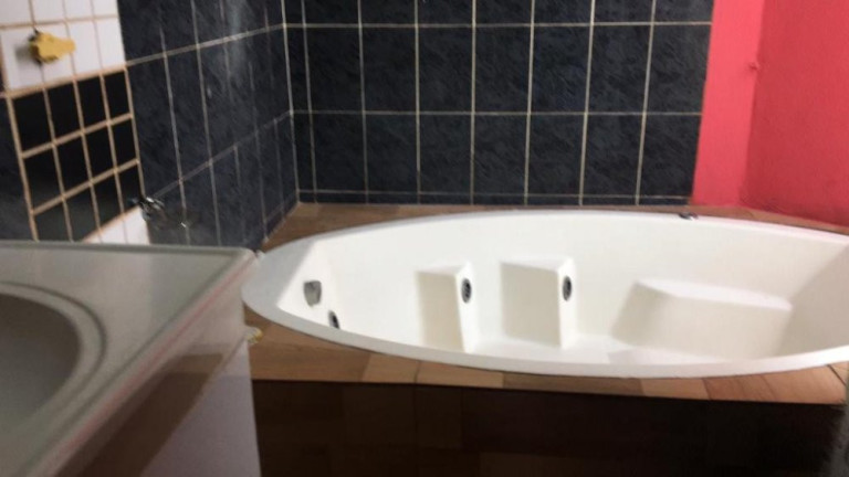 Imagem Casa com 1 Quarto à Venda, 360 m² em Vale Do Igapó - Bauru Imagem Casa com 1 Quarto à Venda, 360 m² em Vale Do Igapó - Bauru