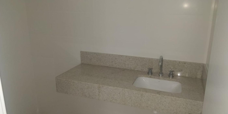 Imagem Apartamento com 3 Quartos à Venda, 110 m² em Tijuca - Rio De Janeiro Imagem Apartamento com 3 Quartos à Venda, 110 m² em Tijuca - Rio De Janeiro