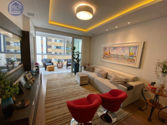 Imagem Apartamento com 4 Quartos à Venda, 132 m² em Centro - Florianópolis
