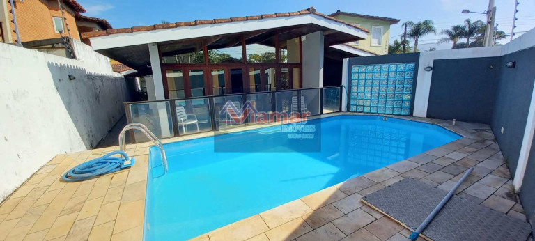 Imagem Casa com 3 Quartos à Venda, 170 m² em Jardim Virgínia - Guarujá Imagem Casa com 3 Quartos à Venda, 170 m² em Jardim Virgínia - Guarujá