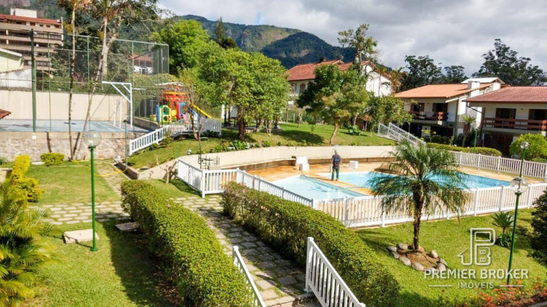 Imagem Casa com 4 Quartos à Venda, 163 m² em Alto - Teresópolis Imagem Casa com 4 Quartos à Venda, 163 m² em Alto - Teresópolis