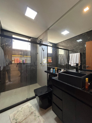 Imagem Casa com 3 Quartos à Venda, 200 m² em Colina De Laranjeiras - Serra