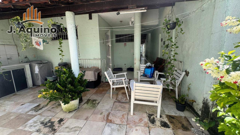 Imagem Casa com 4 Quartos à Venda, 198 m² em Paupina - Fortaleza