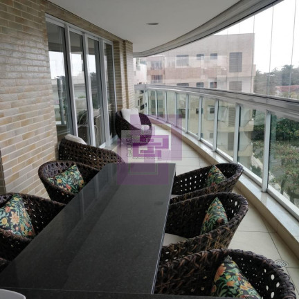 Imagem Apartamento com 4 Quartos à Venda, 158 m² em Enseada - Guarujá Imagem Apartamento com 4 Quartos à Venda, 158 m² em Enseada - Guarujá
