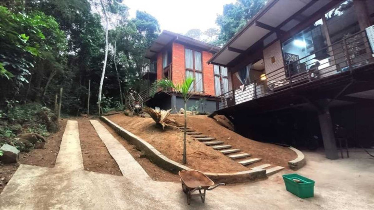 Imagem Casa com 6 Quartos à Venda, 250 m² em Vargem Grande - Rio De Janeiro Imagem Casa com 6 Quartos à Venda, 250 m² em Vargem Grande - Rio De Janeiro