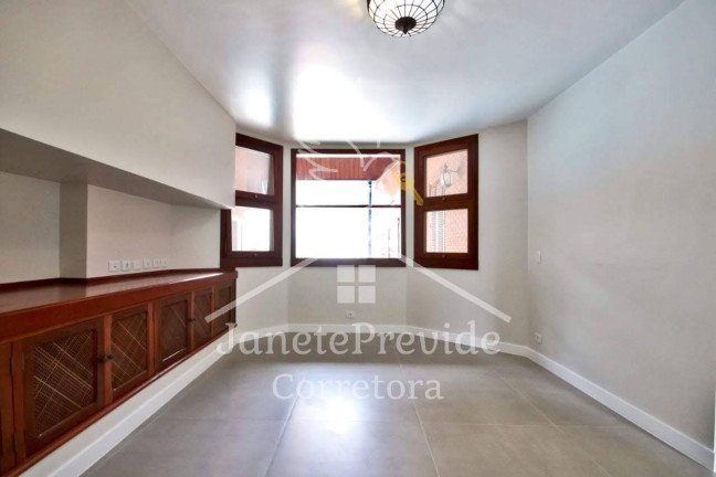 Imagem Casa de Condomínio com 4 Quartos à Venda, 575 m² em Alphaville - Santana De Parnaíba Imagem Casa de Condomínio com 4 Quartos à Venda, 575 m² em Alphaville - Santana De Parnaíba