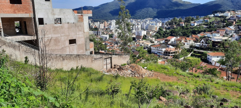 Imagem Imóvel à Venda, 417 m² em Jardim Del Rey - Poços De Caldas Imagem Imóvel à Venda, 417 m² em Jardim Del Rey - Poços De Caldas