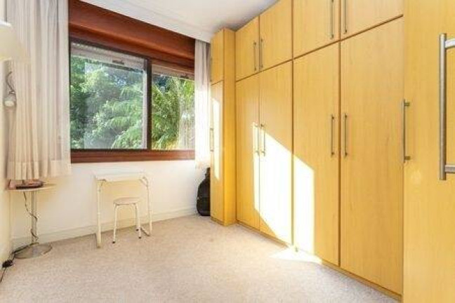 Imagem Apartamento com 3 Quartos à Venda, 99 m² em Rio Branco - Porto Alegre Imagem Apartamento com 3 Quartos à Venda, 99 m² em Rio Branco - Porto Alegre