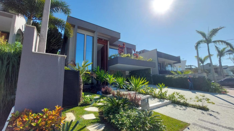 Imagem Casa com 6 Quartos à Venda, 450 m² em Riviera - Bertioga Imagem Casa com 6 Quartos à Venda, 450 m² em Riviera - Bertioga