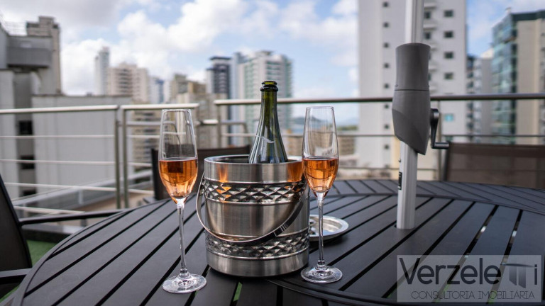 Imagem Apartamento com 4 Quartos para Temporada, 250 m² em Centro - Balneário Camboriú