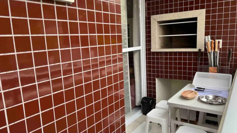 Imagem Apartamento com 2 Quartos para Alugar,  em Canasvieiras - Florianópolis
