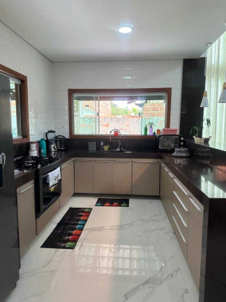 Imagem Casa com 4 Quartos à Venda, 200 m² em Xerém - Duque De Caxias
