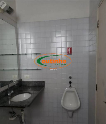 Imagem Casa com 6 Quartos à Venda, 312 m² em Tijuca - Rio De Janeiro Imagem Casa com 6 Quartos à Venda, 312 m² em Tijuca - Rio De Janeiro