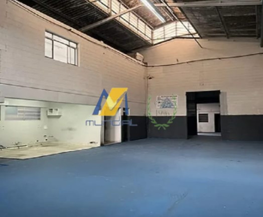 Galpão para Alugar, 2.400 m² em Vila Sacadura Cabral - Santo André