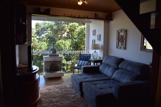 Imagem Imóvel com 1 Quarto à Venda, 60 m² em Região Do Alto Do Capivari - Campos Do Jordão Imagem Imóvel com 1 Quarto à Venda, 60 m² em Região Do Alto Do Capivari - Campos Do Jordão