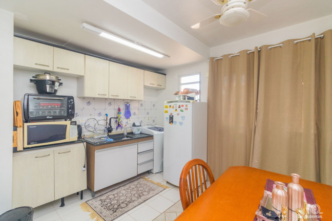 Imagem Casa de Condomínio com 2 Quartos à Venda, 79 m² em Humaitá - Porto Alegre