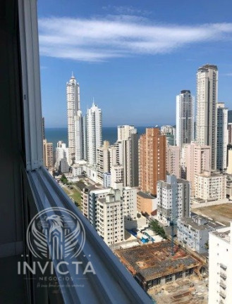 Imagem Apartamento com 4 Quartos à Venda, 144 m² em Centro - Balneário Camboriú Imagem Apartamento com 4 Quartos à Venda, 144 m² em Centro - Balneário Camboriú
