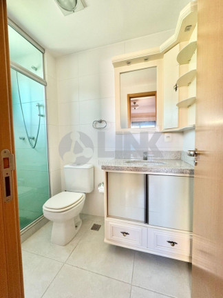 Imagem Apartamento com 2 Quartos à Venda, 70 m² em Menino Deus - Porto Alegre