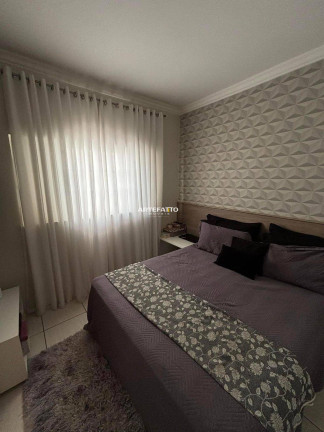 Imagem Casa com 3 Quartos à Venda, 180 m² Imagem Casa com 3 Quartos à Venda, 180 m²